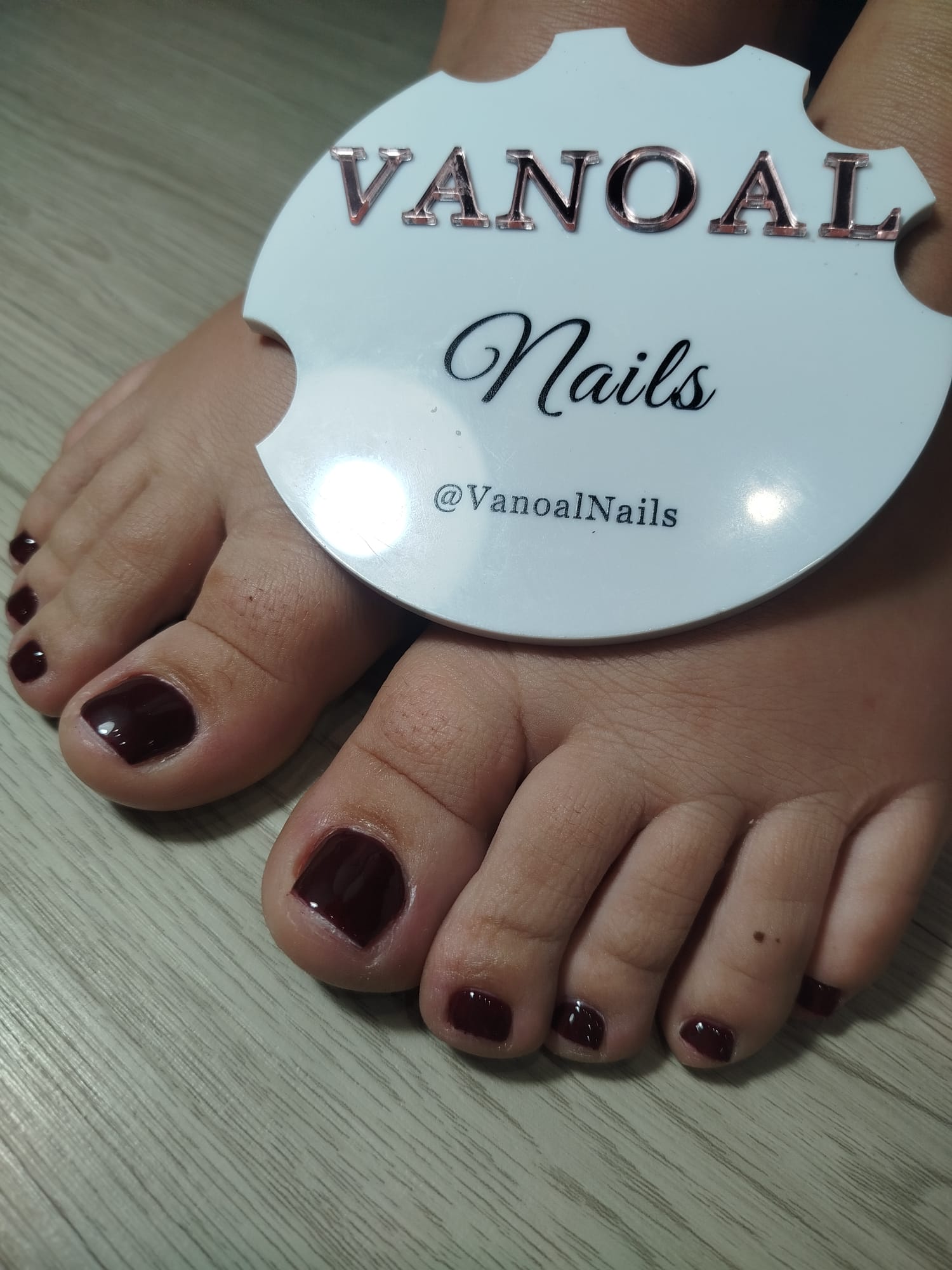 Pedicura semipermanente Vanoal Nails